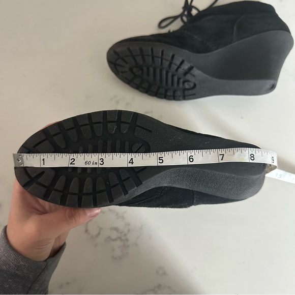 White Mountain Kahlua Women's Black Suede Wedge Booties Size 8.5-SH16 - Picture 8 of 11